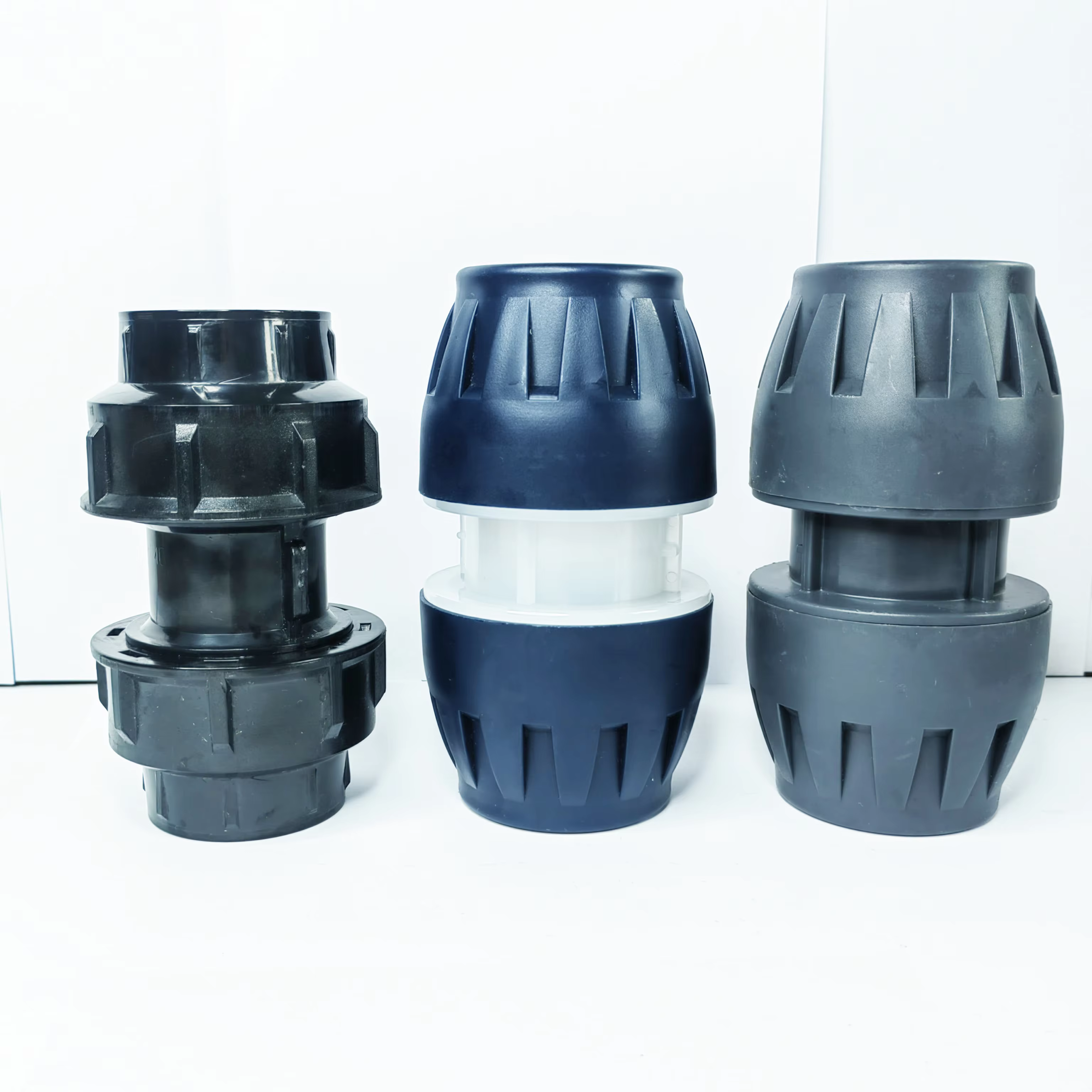 connecteur de tuyau en HDPE à noyau en silicium 60/50 mm pour une installation directe en silicium, dimensions 32/26 mm, 40/33 mm, 46/38 mm, 50/42 mm