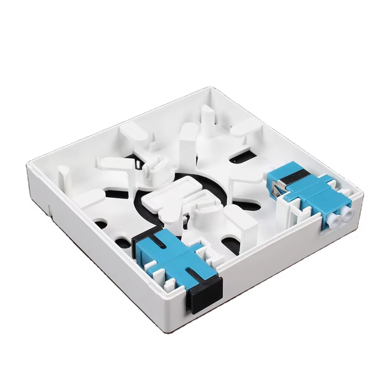 Type 86*86mm Plaque ABS Prise murale intelligente Panneau maison intelligente 2 cœurs prise boîte terminale optique mini